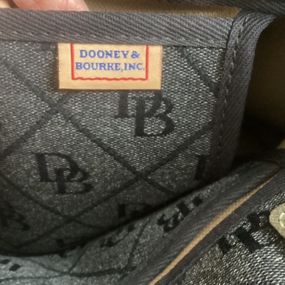 Dooney & Bourke Large black satchel monogram Tote Bag - Picture 6 of 11